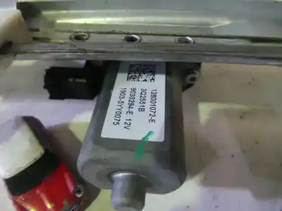 Second-hand car spare part driver left window regulator for dacia duster ambiance 4x2 oem iam references 128001072e  3q2551b