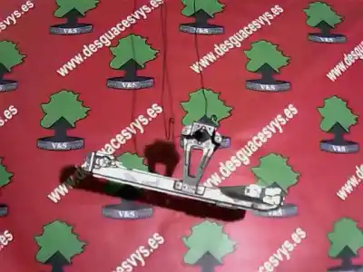 Peça sobressalente para automóvel em segunda mão elevador de vidros traseiro esquerdo por renault clio iii confort dynamique referências oem iam 