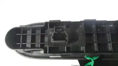 Second-hand car spare part right front power window switch for peugeot 307 break / sw (s1) break xs oem iam references 6554e7  