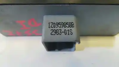 Peça sobressalente para automóvel em segunda mão botão / interruptor elevador vidro dianteiro esquerdo por skoda suberb (3t4) ambition referências oem iam 1z0959858b  