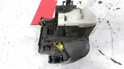 Second-hand car spare part left front door lock for renault clio ii fase ii (b/cb0) authentique oem iam references   