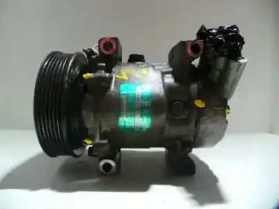 Peça sobressalente para automóvel em segunda mão COMPRESSOR DE AR CONDICIONADO A/A A/C por RENAULT KANGOO (F/KC0)  Referências OEM IAM 7700111235 SD6V12 SANDEN 1417G