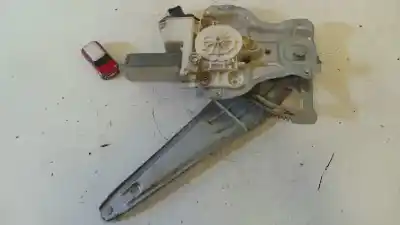 Peça sobressalente para automóvel em segunda mão elevador de vidros traseiro direito por toyota corolla (e12) 2.0 d-4d linea luna berlina referências oem iam 