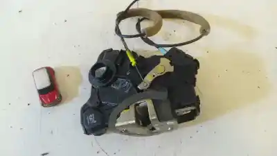 Peça sobressalente para automóvel em segunda mão fechadura da porta dianteira esquerda por toyota corolla (e12) 2.0 d-4d linea luna berlina referências oem iam 