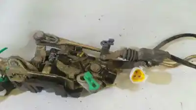 Second-hand car spare part left front door lock for opel monterey ltd oem iam references  97296130 