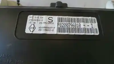 Second-hand car spare part dashboard for renault kangoo dynamique oem iam references p8200796010d 248103078r 248100879r