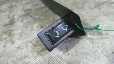 Peça sobressalente para automóvel em segunda mão botão / interruptor elevador vidro traseiro direito por land rover range rover (lp) dse (100kw) referências oem iam 