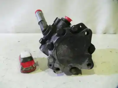 Peça sobressalente para automóvel em segunda mão bomba de direção por bmw serie 1 berlina (e81/e87) 120d referências oem iam 32416768155  32416768155