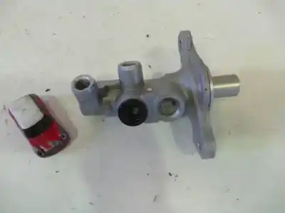 Tweedehands auto-onderdeel rempomp voor dacia sandero stepway oem iam-referenties 8304