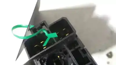 Pezzo di ricambio per auto di seconda mano comando pulito per opel monterey básico riferimenti oem iam   