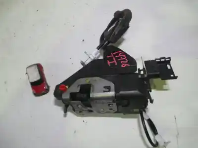 Peça sobressalente para automóvel em segunda mão fechadura da porta traseira esquerda por peugeot 308 confort referências oem iam 730106