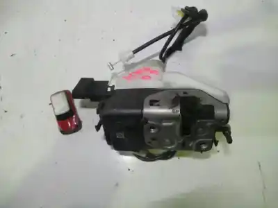 Peça sobressalente para automóvel em segunda mão fechadura da porta dianteira direita por peugeot 308 confort referências oem iam 732074