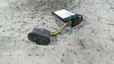 Pezzo di ricambio per auto di seconda mano comando alzacristalli posteriori destro per daewoo aranos cd riferimenti oem iam 