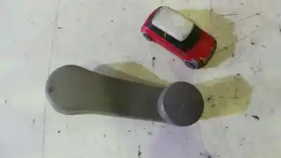 Second-hand car spare part right front window crank handle for volkswagen lt caja cerrada / combi (mod. 1997) lt 35 caja cerrada oem iam references   