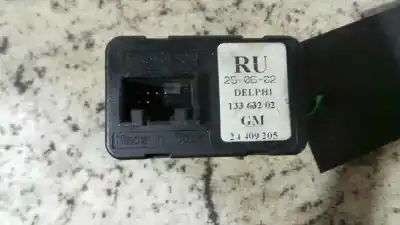 Second-hand car spare part left front power window switch for opel combo familiar oem iam references 13363202  24409205