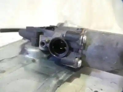 Second-hand car spare part passenger side right window regulator for renault clio iii authentique oem iam references 400861d  8200291147