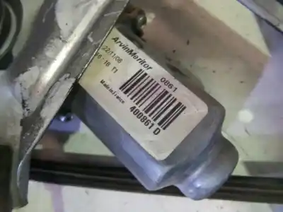 Second-hand car spare part passenger side right window regulator for renault clio iii authentique oem iam references 400861d  8200291147