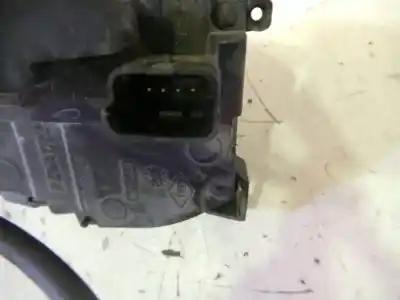 Second-hand car spare part front right door lock for renault clio iii authentique oem iam references   