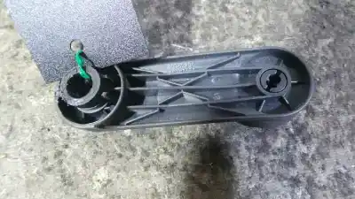 Peça sobressalente para automóvel em segunda mão manivela / manipulo do vidro traseiro direito por opel corsa c cosmo referências oem iam   