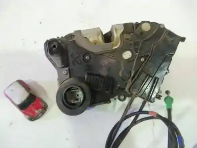 Автозапчастина б/у замок передній праві двері для toyota yaris (ksp9/scp9/nlp9) básico посилання на oem iam   