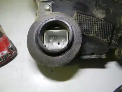 Автозапчастина б/у замок передній праві двері для toyota yaris (ksp9/scp9/nlp9) básico посилання на oem iam   