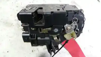 Peça sobressalente para automóvel em segunda mão fechadura da porta dianteira esquerda por audi a4 avant (8e) 2.4 referências oem iam 