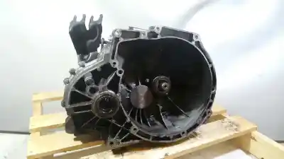 Pezzo di ricambio per auto di seconda mano RIDUTTORE per FORD FOCUS BERLINA (CAP)  Riferimenti OEM IAM 3M5R7002YF 5 VELOCIDADES 3M5R-7002-YF
