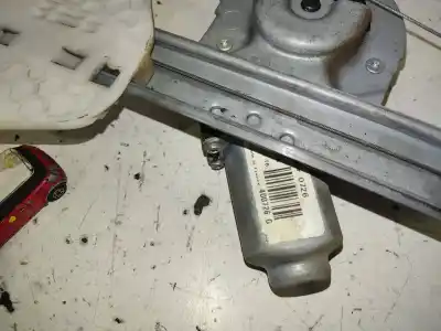 Автозапчастина б/у регулятор вікна передній лівий для dacia logan ambiance посилання на oem iam 400726g  