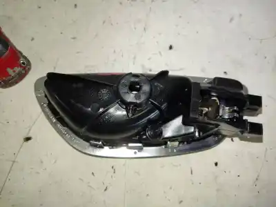 Автозапчастина б/у ліва передня внутрішня ручка для renault scenic iv grand bose-edition посилання на oem iam 806713722r 261017b1 806714140r