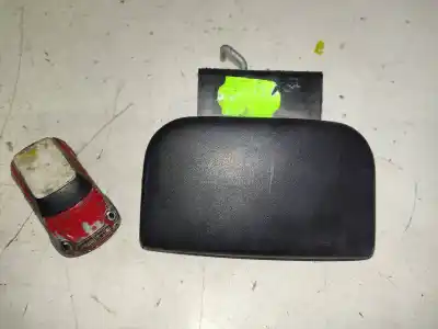 Second-hand car spare part exterior left front door handle for peugeot partner (s2) combi plus oem iam references 