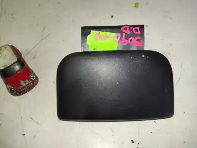 Second-hand car spare part exterior right front door handle for peugeot partner (s2) combi plus oem iam references 