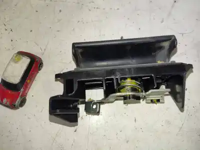 Peça sobressalente para automóvel em segunda mão puxador exterior de mala por toyota corolla (e12) 1.4 turbodiesel cat referências oem iam 