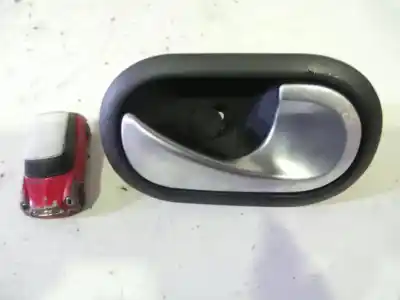 Peça sobressalente para automóvel em segunda mão puxador interior dianteiro direito por renault modus confort dynamique referências oem iam 31058
