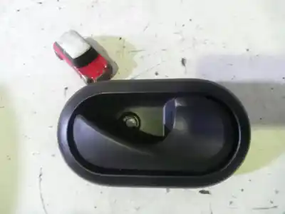 Pezzo di ricambio per auto di seconda mano maniglia interna anteriore destra per dacia duster ambiance 4x2 riferimenti oem iam 