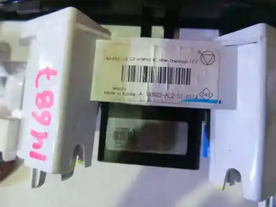 Pièce détachée automobile d'occasion commande de chauffage / climatisation pour dacia duster ambiance 4x2 références oem iam 271203598r 271203598r 275104385r