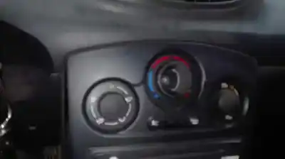 Peça sobressalente para automóvel em segunda mão comando de sofagem (chauffage / ar condicionado)  por renault clio iii confort dynamique referências oem iam 030967w  69597003