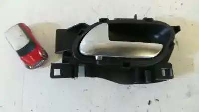 Tweedehands auto-onderdeel BINNENHANDGREEP LINKS VOOR voor PEUGEOT 2008 (--.2013->)  OEM IAM-referenties 96555518VV  