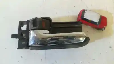 Peça sobressalente para automóvel em segunda mão puxador interior traseiro esquerdo por toyota corolla (e12) 2.0 d-4d linea luna berlina referências oem iam 