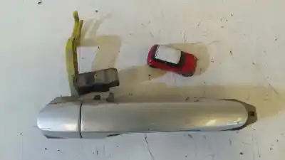 Peça sobressalente para automóvel em segunda mão puxador exterior traseiro direito por toyota corolla (e12) 2.0 d-4d linea luna berlina referências oem iam 