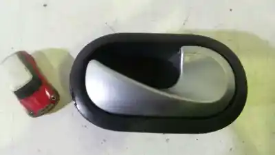 Peça sobressalente para automóvel em segunda mão puxador interior dianteiro direito por renault clio iii 20 aniversario referências oem iam 310580