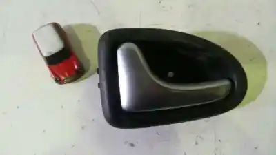 Автозапчасти б/у левая передняя внутренняя ручка за renault scenic rx4 (ja0) 2.0 16v dynamique ссылки oem iam 7700415974