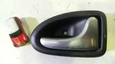 Автозапчасти б/у внутри передней правой ручки за renault scenic rx4 (ja0) 2.0 16v dynamique ссылки oem iam 7700415975