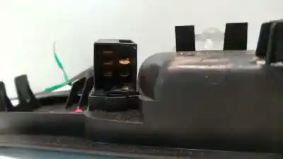 Pezzo di ricambio per auto di seconda mano maniglia interna anteriore sinistra per audi a4 berlina (8e) 2.0 tdi riferimenti oem iam 8e1837019  