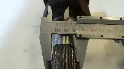 Pezzo di ricambio per auto di seconda mano trasmissione anteriore sinistra per citroen c4 lim. business riferimenti oem iam 9656135280  9656135280