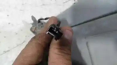 Автозапчастина б/у лівий натір для volkswagen touareg (7la, 7l6, 7l7) 2.5 r5 tdi посилання на oem iam 7l6857551aq  