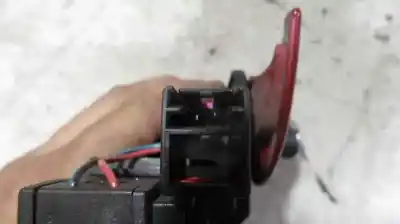 Pezzo di ricambio per auto di seconda mano motore chiusura cancello centralizzato per opel corsa c corsa c (2003 - 2007) riferimenti oem iam 09183495  