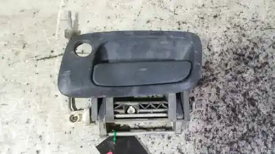 Pezzo di ricambio per auto di seconda mano maniglia esterna anteriore sinistra per opel zafira a 2.0 comfort riferimenti oem iam 24443944