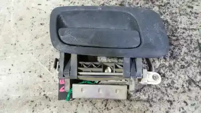 Pezzo di ricambio per auto di seconda mano maniglia esterna anteriore destra per opel zafira a 2.0 comfort riferimenti oem iam 24443945