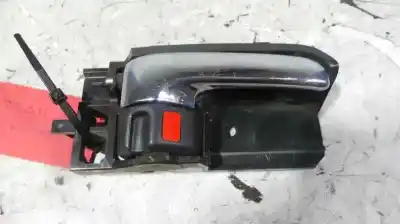 Peça sobressalente para automóvel em segunda mão puxador interior traseiro direito por toyota corolla (e12) 2.0 d-4d linea luna berlina referências oem iam 