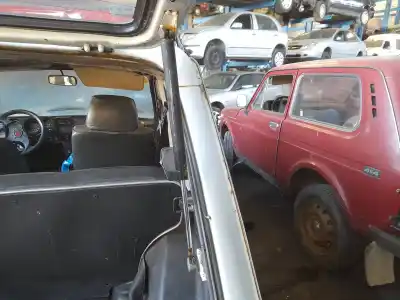 Pièce détachée automobile d'occasion vérin de hayon / coffre pour lada niva ( 2121 / 21213 / 21214 / 21215 ) niva spezial références oem iam   